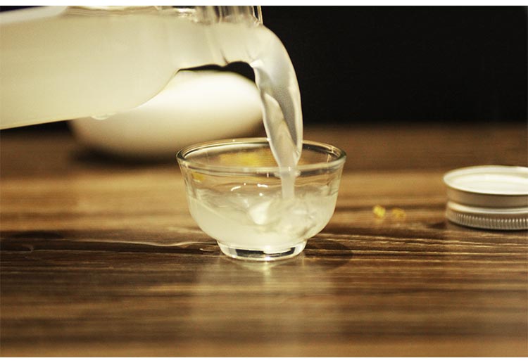 坐月子的习俗和方法,坐月子期间传统习俗