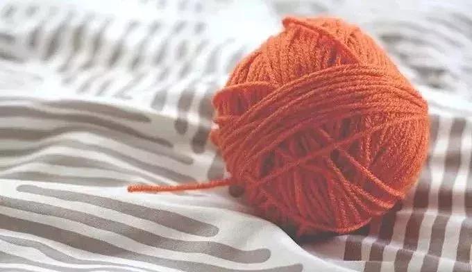 床单上洗不掉的油渍怎么办,床单油渍不洗怎么擦