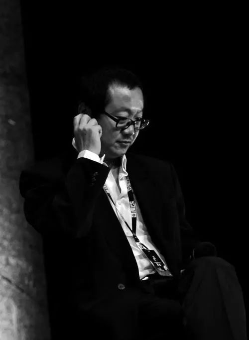 他是《三体》的另一位英译者，读书者说