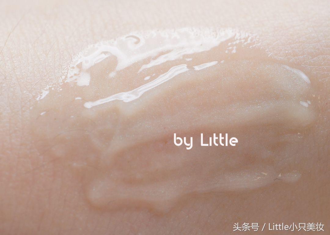 干皮缺水出油长痘用什么护肤,适合油痘肌换季干燥起皮的护肤品