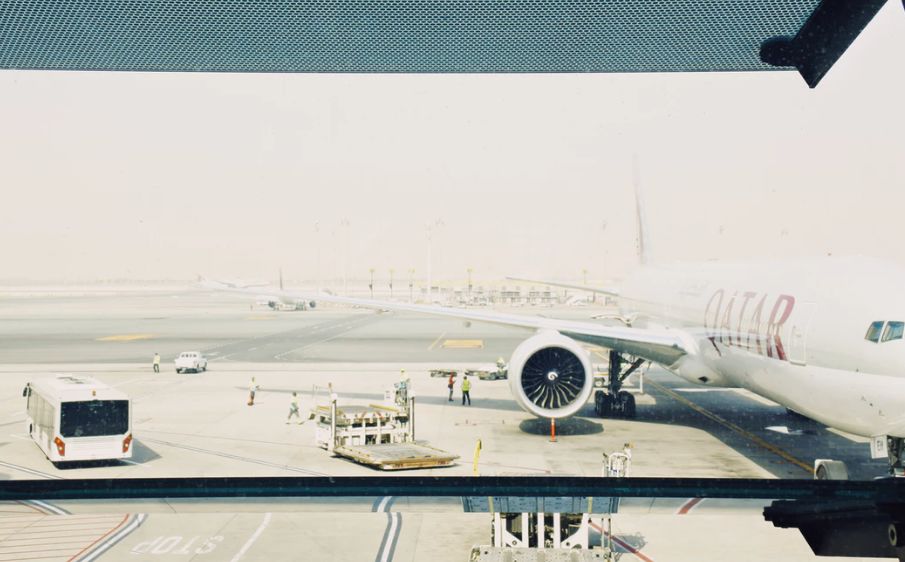 这些地方对中国游客免签或落地签,去免签国中转第三国需要过境签吗