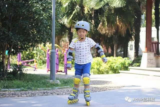 国庆送啥？小米家新品轮滑美国轮滑爷爷设计价格仅249