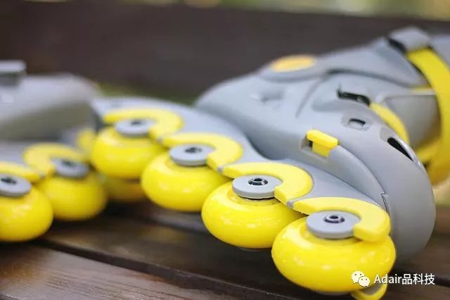 国庆送啥？小米家新品轮滑美国轮滑爷爷设计价格仅249