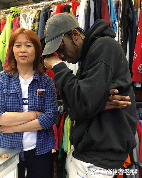 广东大妈玩潮入百万！她把美国人钱赚个遍，是纽约炒货届的扛把子