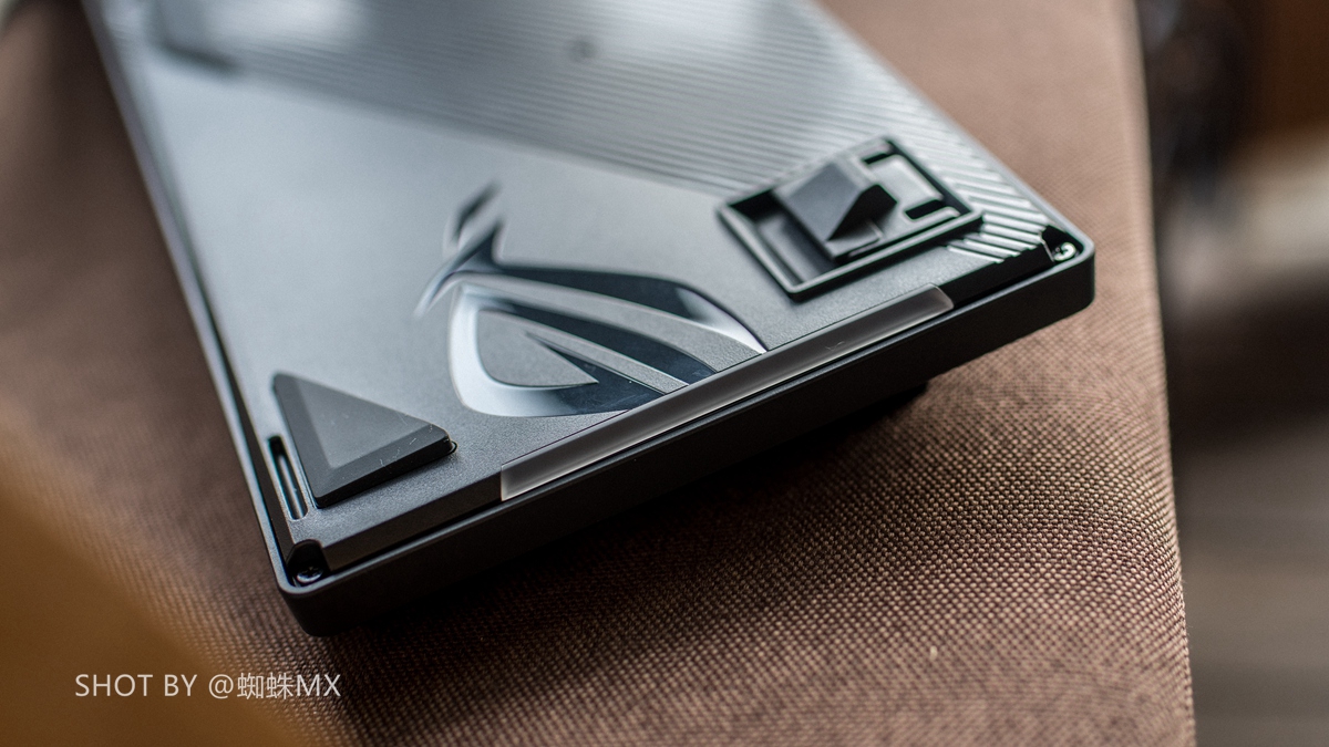 rogstrixflare有线机械键盘拆卸,rogstrixflare机械键盘