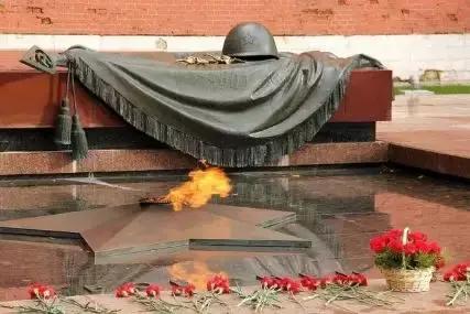 缅怀烈士公众窗口,多种形式缅怀烈士