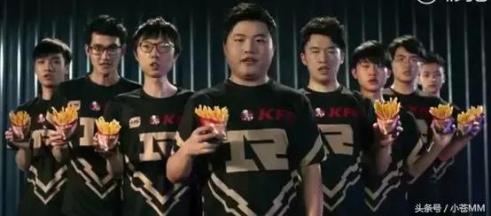 uzi吃外卖完整视频,uzi吃手好多画面