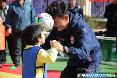 从娃娃抓起活动场地,从娃娃抓起嘉年华