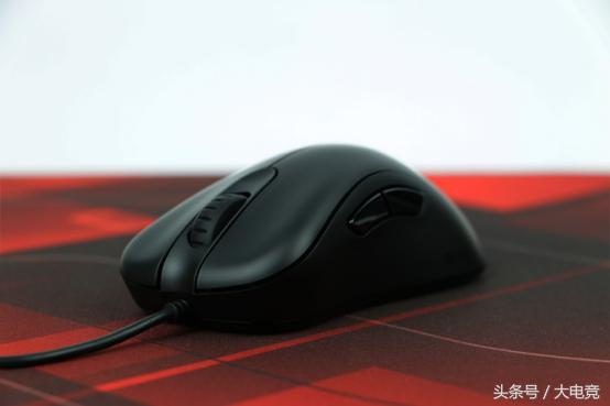 李哥聊外设:硬核FPS玩家的最爱!卓威EC2-BG-SRSE