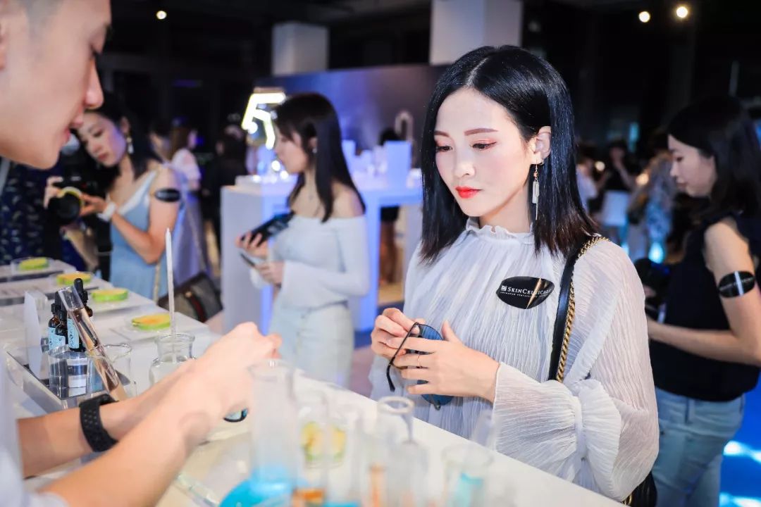 修丽可体验店,修丽可皮肤检测怎么做的