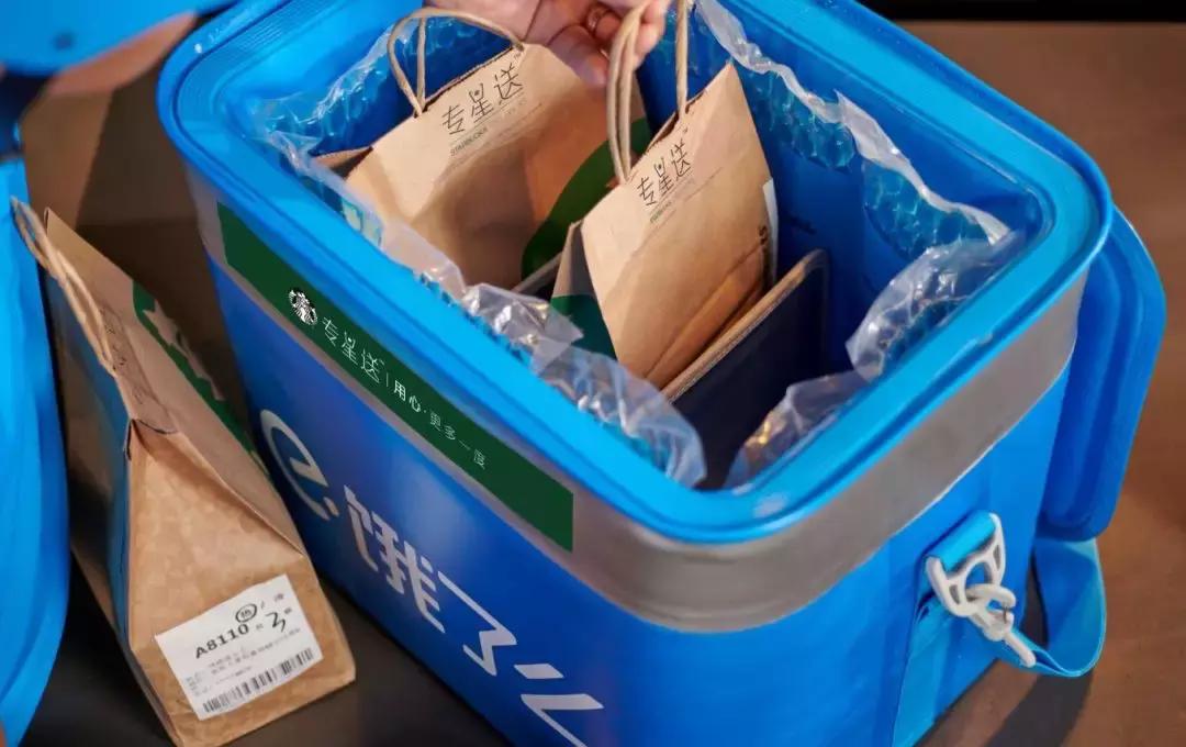 饮品行业新招频现，社区团购大战在即｜餐饮半月报