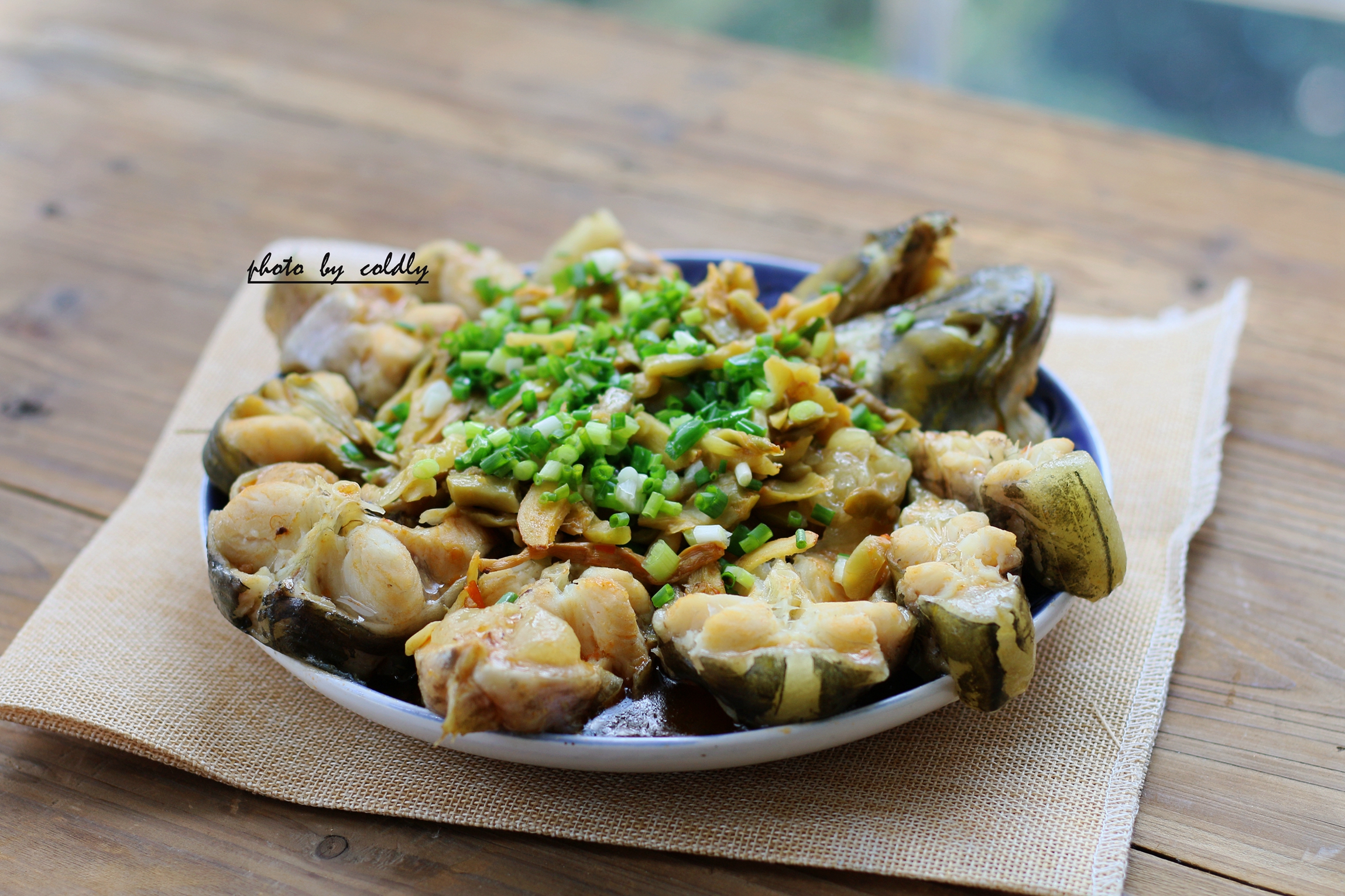 鱼身上的粘液粘衣服上怎么去除,如何去除粘液鱼身上的粘液