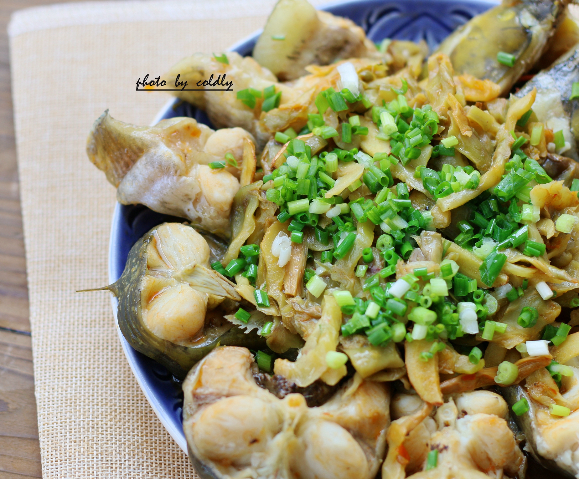 鱼身上的粘液粘衣服上怎么去除,如何去除粘液鱼身上的粘液