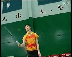 击球怎么打才能更准,打不到击球点