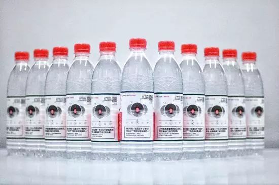 农夫山泉怡宝矿泉水卖得最多,怡宝和依云哪个矿泉水好