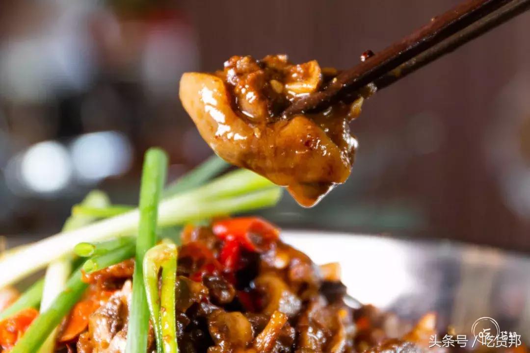 朋友叫我跟他去蹭饭,朋友喊我去蹭饭