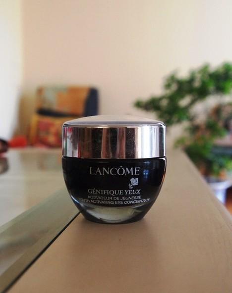 眼霜排名国货十大公认好用的眼霜,实惠又好用的眼霜亲身体验