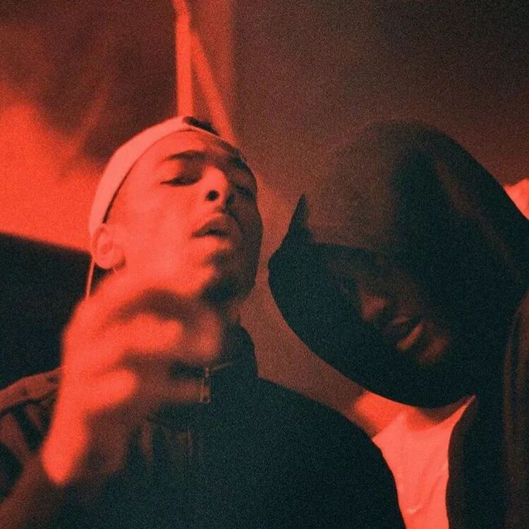 夜店假富二代们,夜店假富二代视频