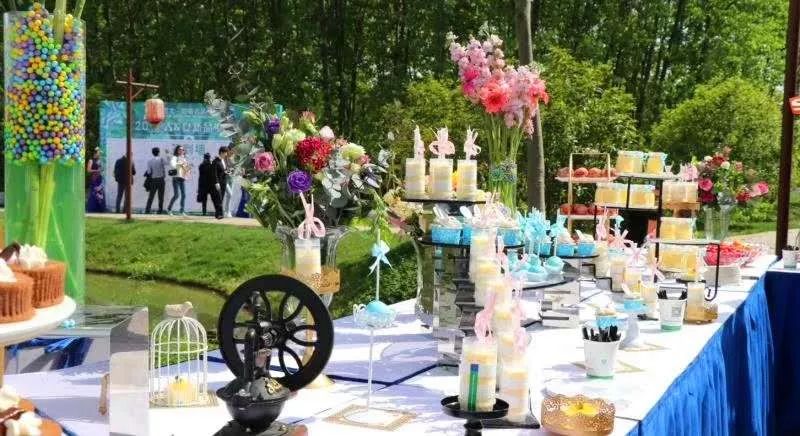 只有120亩的庄园，依靠营地教育，每年游客超十万，在股交所挂牌