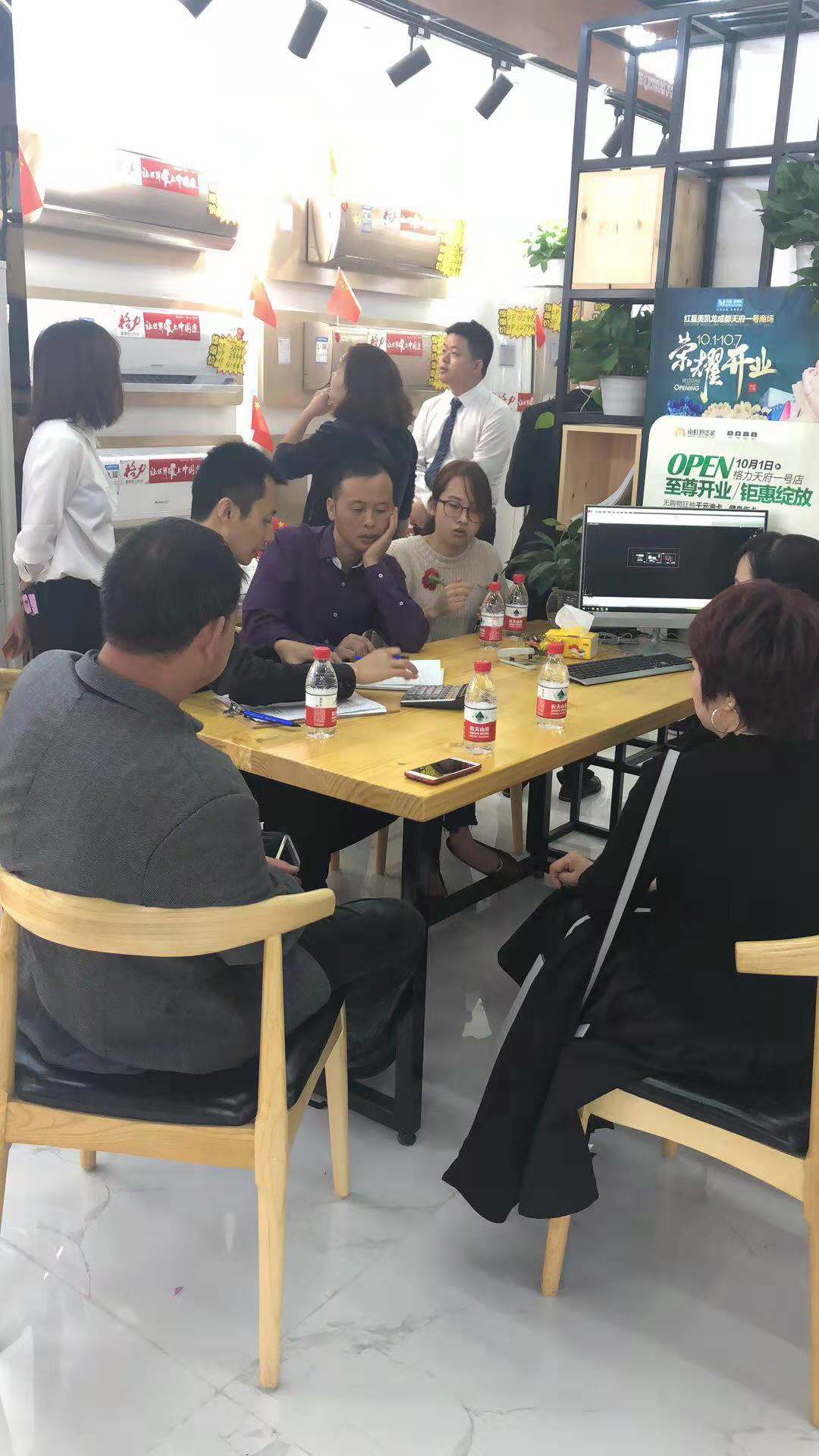 南虹十一璀璨开业只剩六天“捡相因”