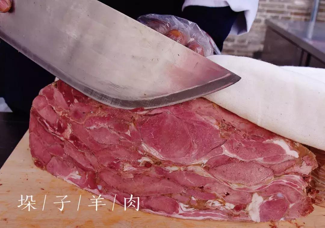 郑州足球小镇2019,郑州足球小镇有真草足球场吗