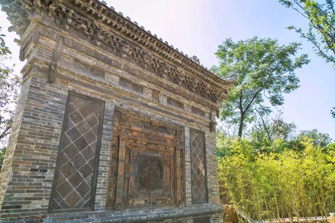 郑州足球小镇2019,郑州足球小镇有真草足球场吗