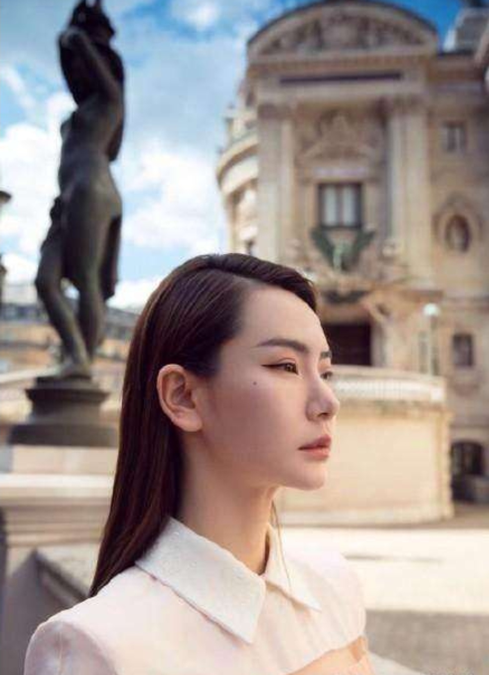 戚薇全包眼妆,戚薇时尚感爆棚一天三次造型太帅