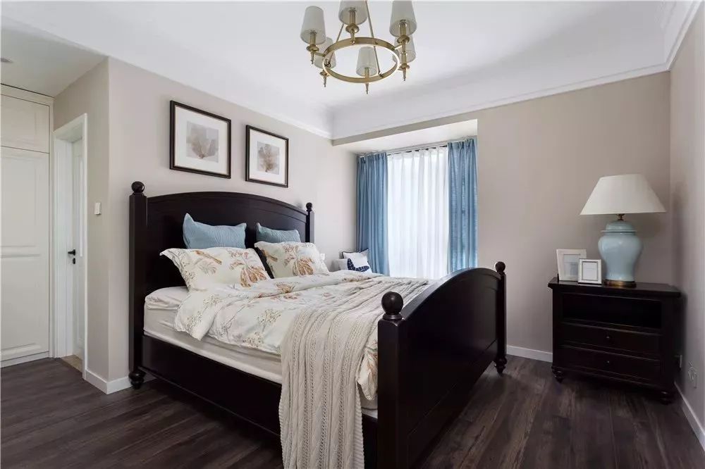 床头不能靠窗户的说法你信吗,床头不能朝西朝南又是窗户怎么办