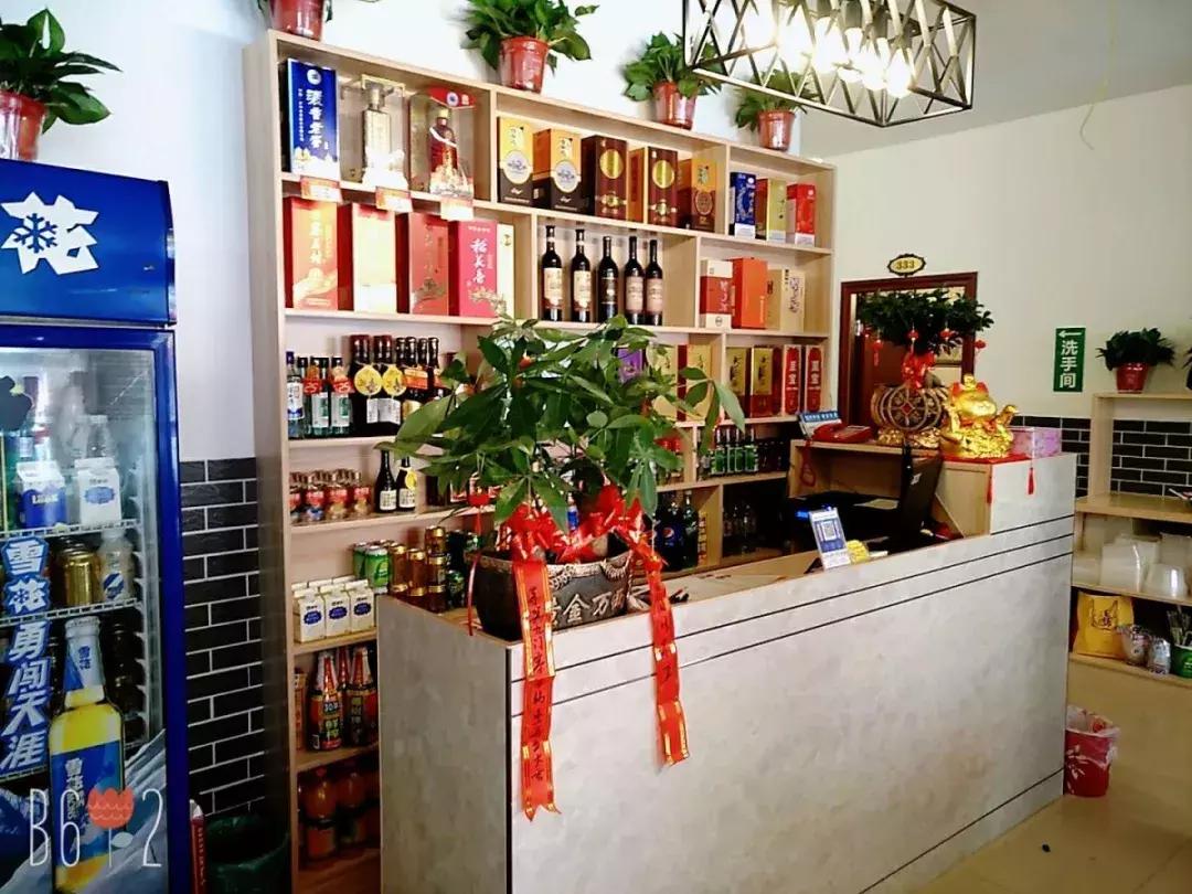 武穴好吃的石锅鱼,武穴九门寨石锅鱼