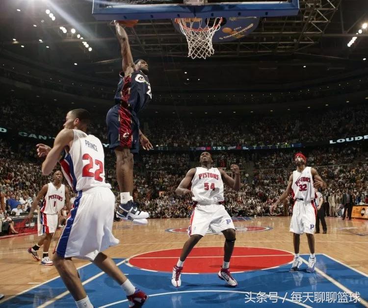 勒布朗詹姆斯生涯全回顾,勒布朗詹姆斯骑士生涯扣篮