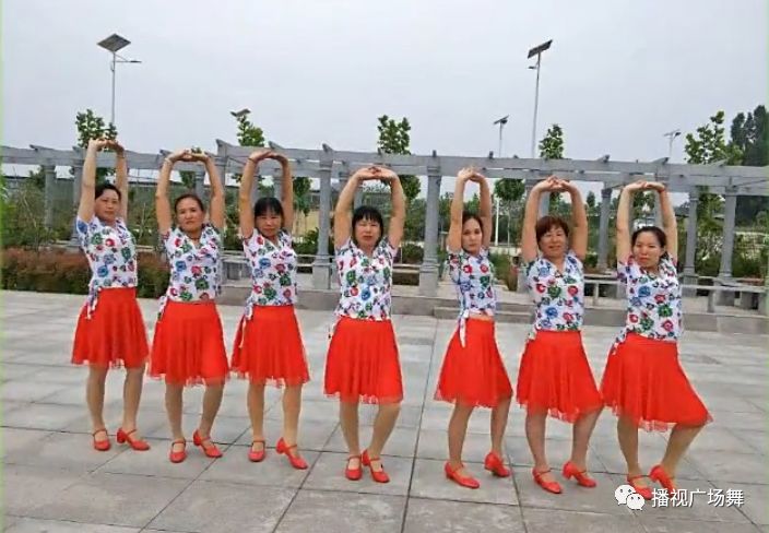 跳舞身体太僵硬动作太死板怎么办,如何快速解决跳舞僵硬的问题