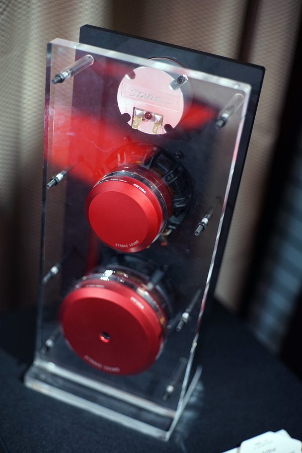 钢铁侠低音炮音箱,钢铁侠核心蓝牙音箱测评