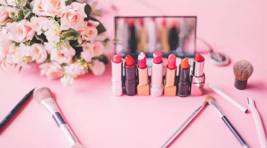 旅行必备的护肤品有哪些,旅行必备100个护肤品