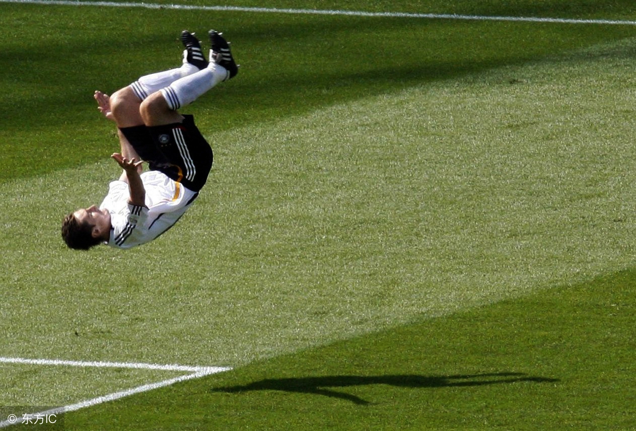 足坛十大前锋排名,十大传奇前锋