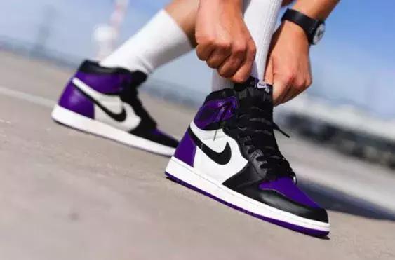 月均7个配色的AJ1,到底是谁在为他们买单?