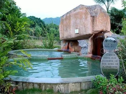 广东降温温泉,降温正好泡温泉