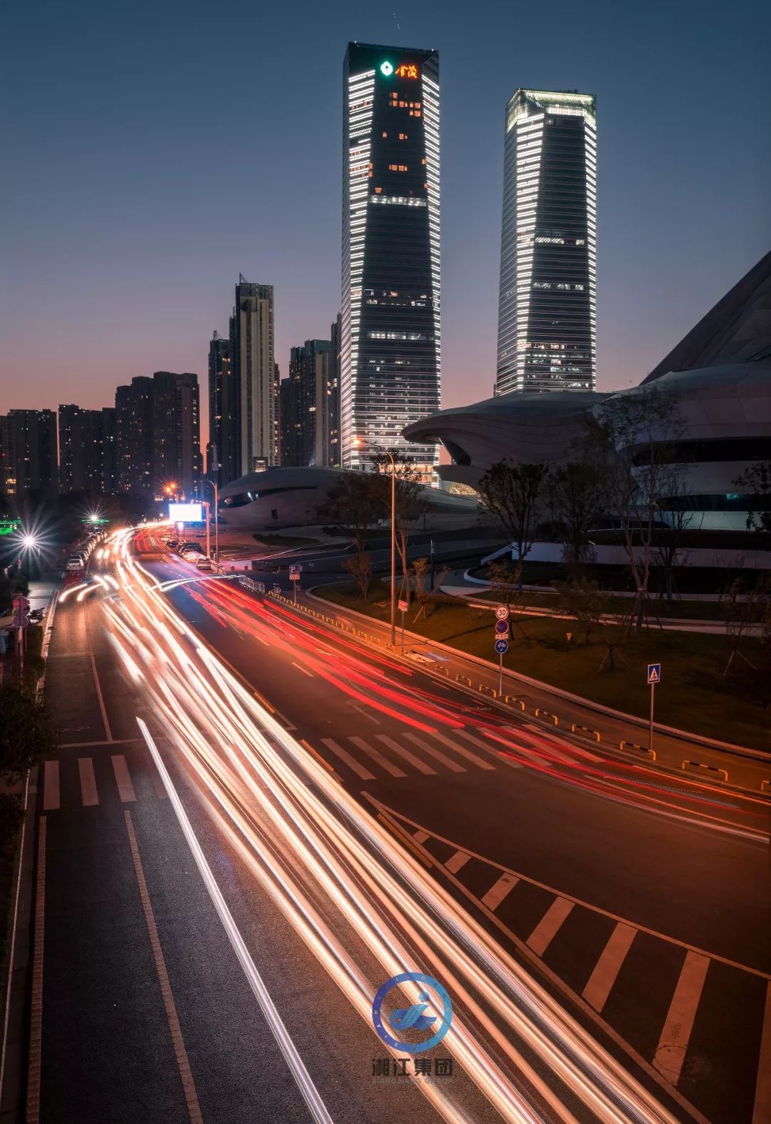 镜头怎么拍出高级感,水晶拍摄怎么拍出高级感