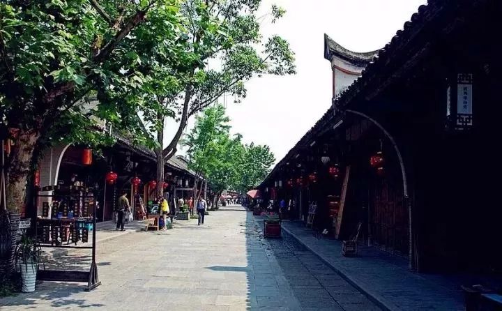 成都周边9个最受追捧的古镇!周末带孩子感受这里的古韵!