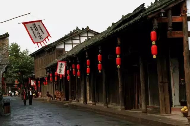 成都周边9个最受追捧的古镇!周末带孩子感受这里的古韵!