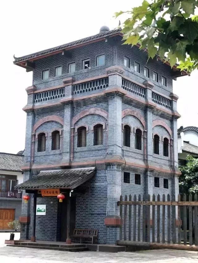 成都周边9个最受追捧的古镇!周末带孩子感受这里的古韵!