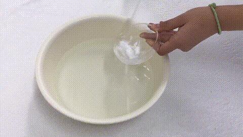 毛衣领口松垮怎么搭配,修复松垮毛衣领口