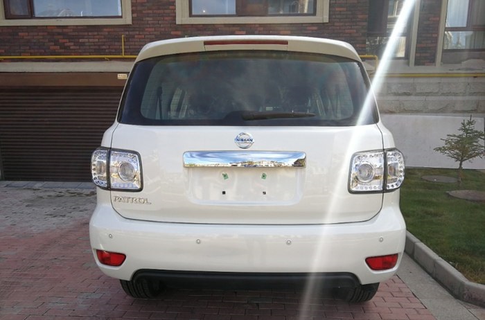 日产途乐4.0铂金版陆巡,日产途乐四驱越野不输牧马人