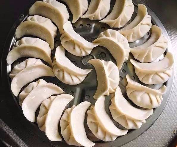 学会包饺子简单又好吃,教你包饺子好看又好吃