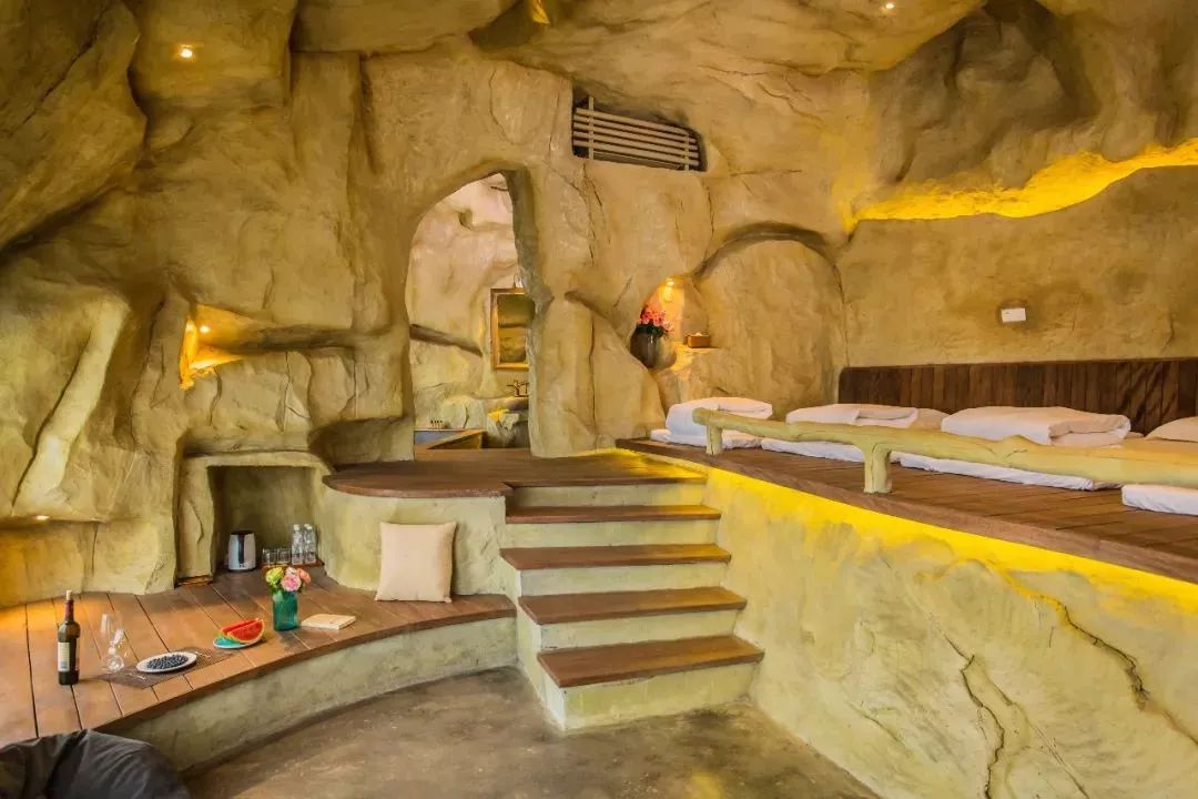 一年能赚10多万的民宿什么样,一年赚上千万的餐厅