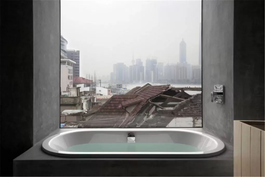 一年能赚10多万的民宿什么样,一年赚上千万的餐厅