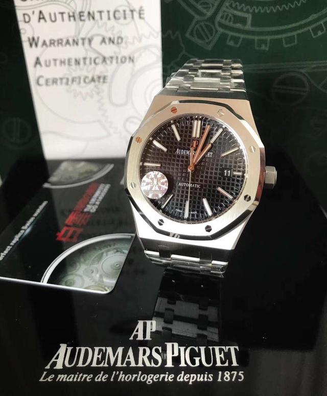 瑞士查扣劳力士,瑞士查获广州60吨名表事件