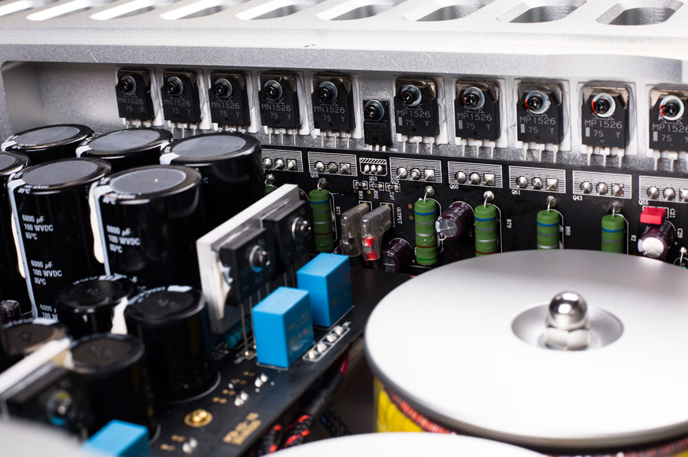 钢铁侠低音炮音箱,钢铁侠核心蓝牙音箱测评