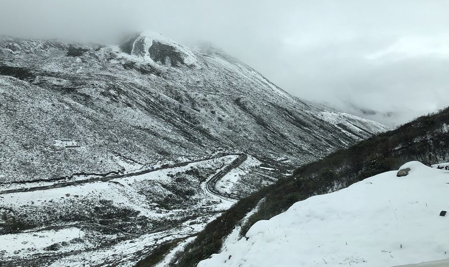 去稻城有没有不翻折多山的路,去稻城先过康定还是折多山