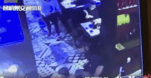 带孩子去外面吃饭应该坐哪里,带孩子外面吃饭怎么样才不玩手机