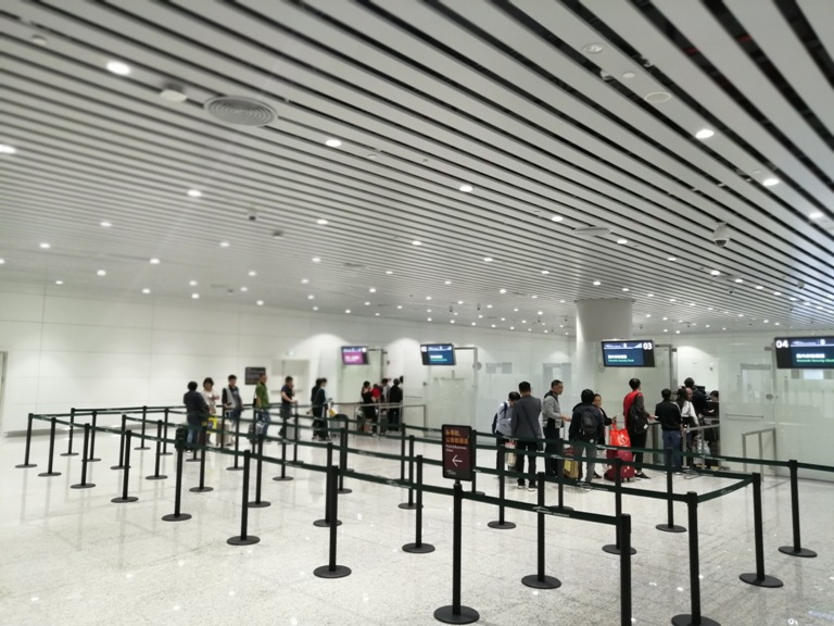 白云机场入境免税,白云机场出境购买烟酒